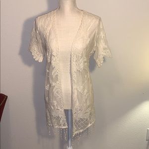 Xhilaration ivory lace overlay size medium